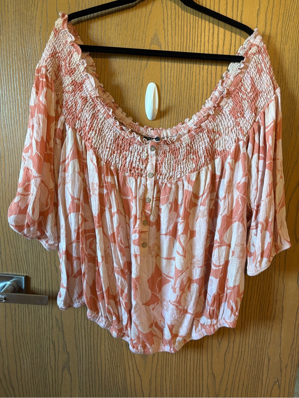 torrid Peach Floral Smocked Off-Shoulder Blouse size 4x